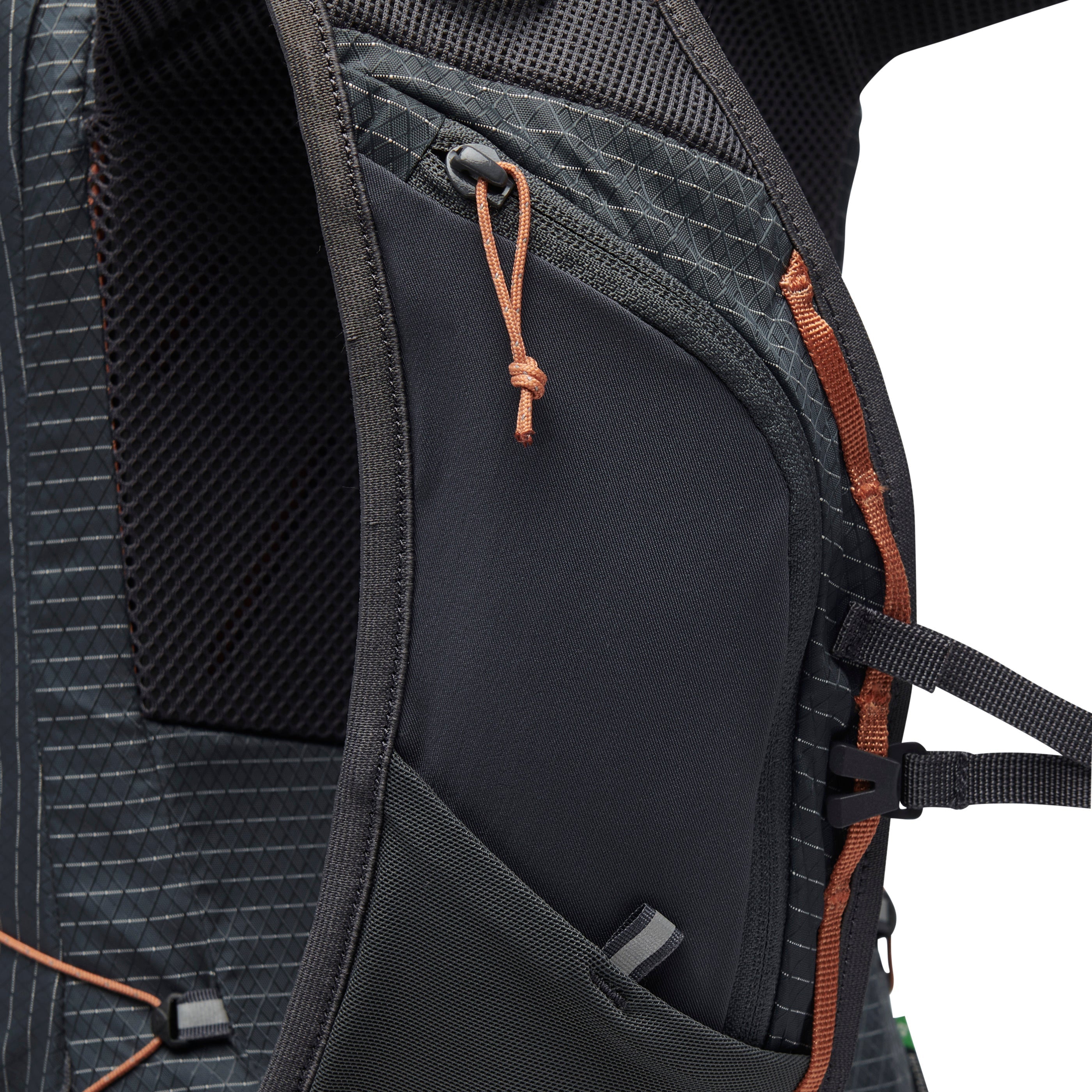 Pursuit 15 Backpack - Past Season