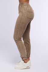 NEVER MIND BABE MINERAL WASH JOGGER PANT