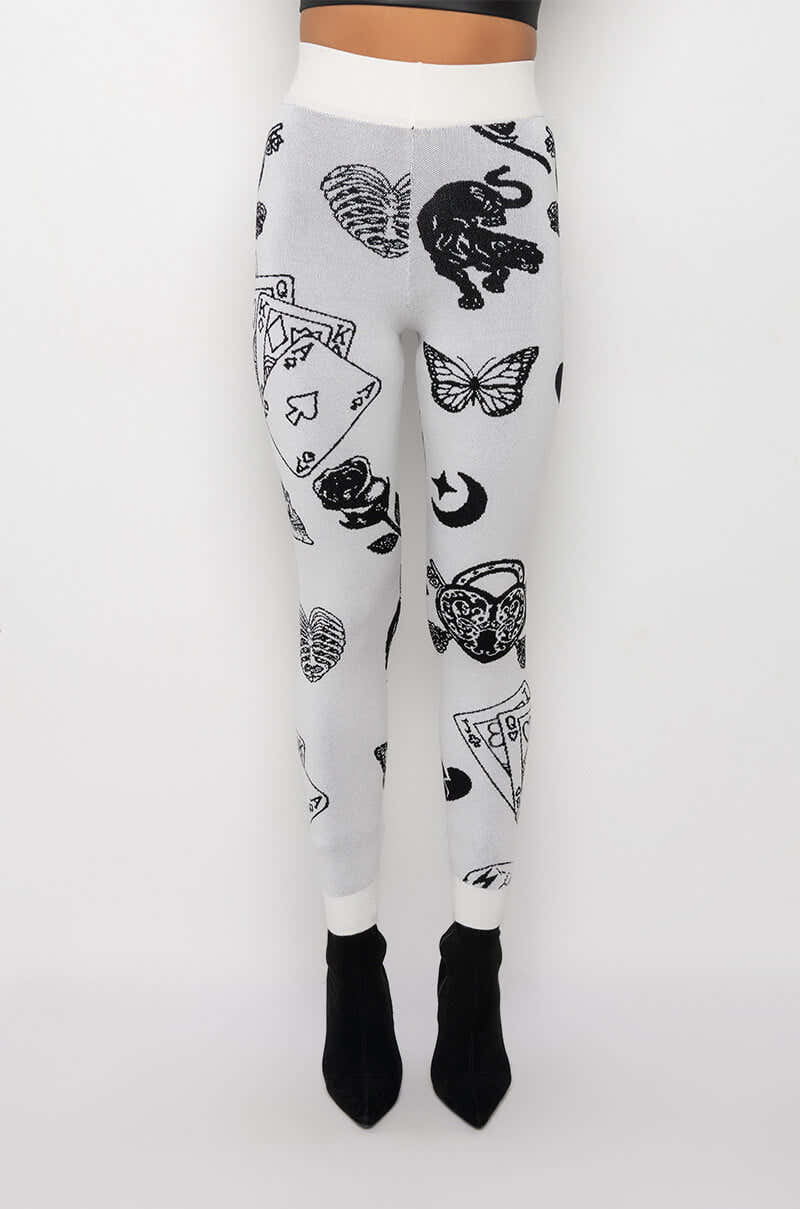 ROLL THE DICE KNIT JOGGER